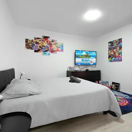 Gaming Flat A Centre Avec Parking Gratuit דירה טולוז