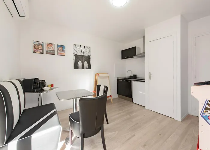 Gaming Flat A Centre Avec Parking Gratuit Appartement *